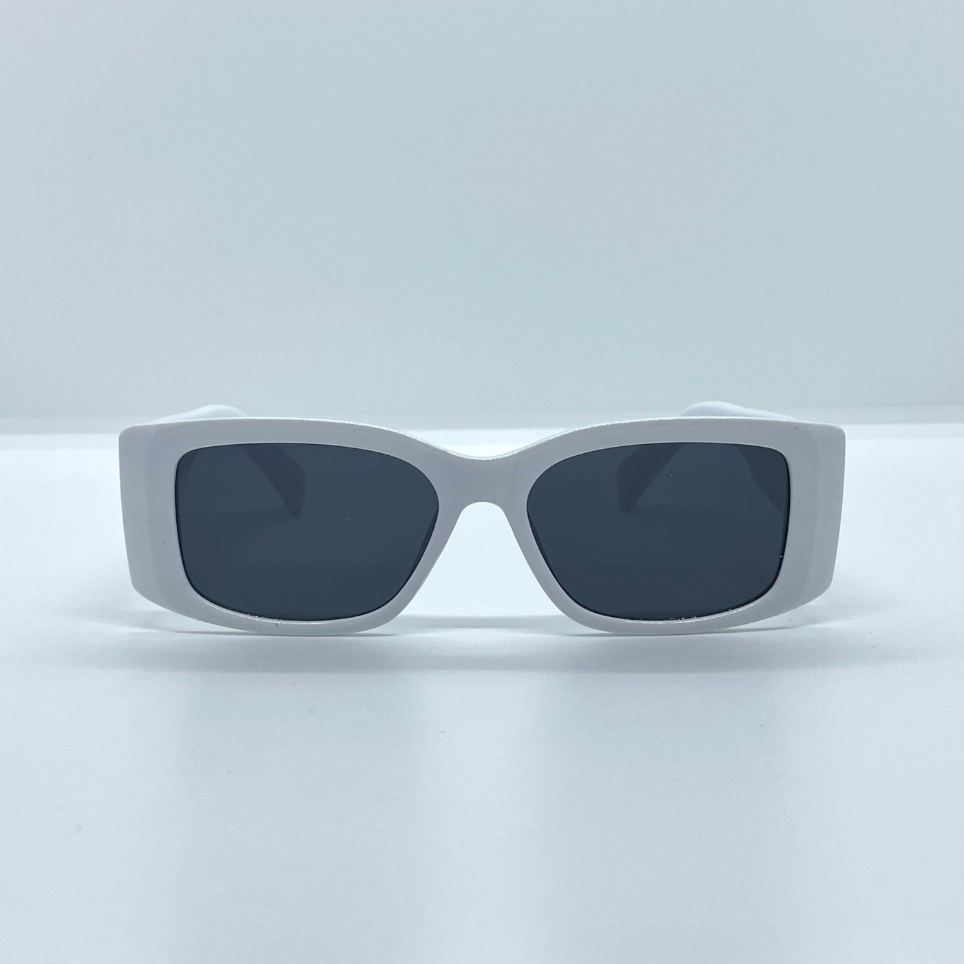 Solaires: Celine Logo White