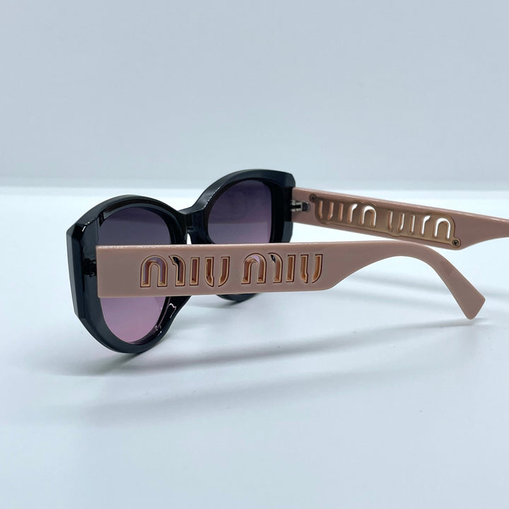Solaires: Miu Logo Pink