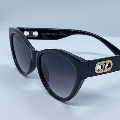 Solaires: Gucci Black Cat-eye