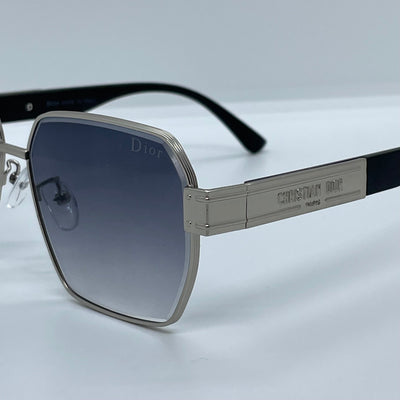 Solaires: Dior Icon Silver Square