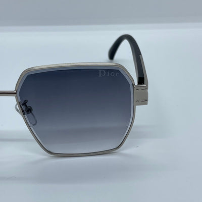 Solaires: Dior Icon Silver Square