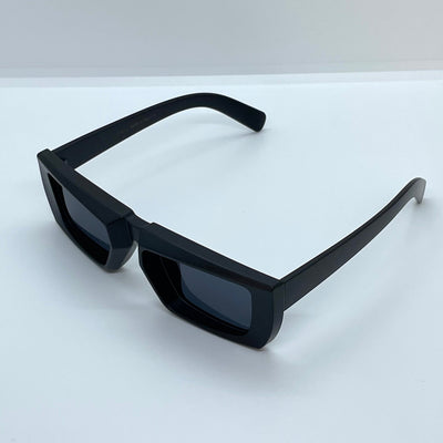 Solaires: Prada Triangulaire Black