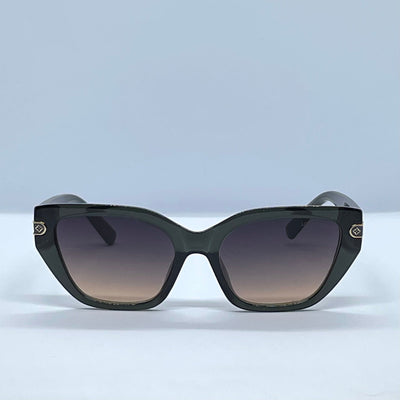 Solaires: Louis Vuitton Cat-Eye Black