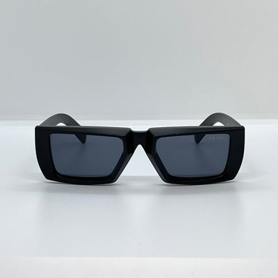 Solaires: Prada Triangulaire Black